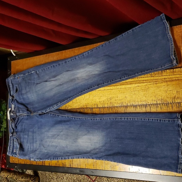 Levi's Denim - Womens vintage distressed boot cut Levi womens jeans